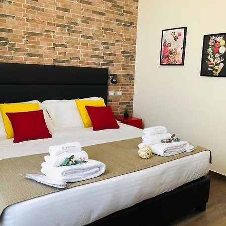 Korinthos Siracusa Luxury Syracuse